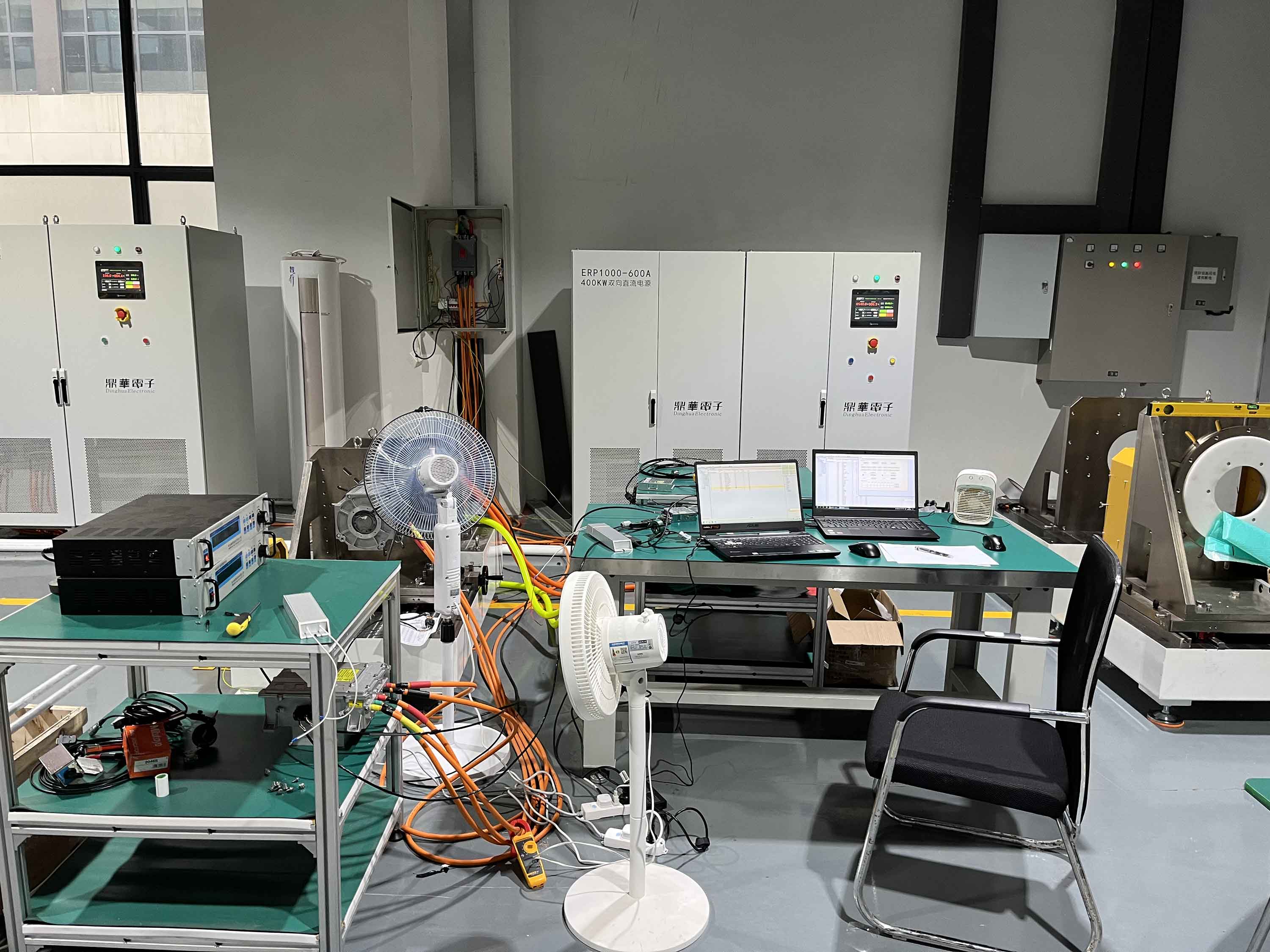 湖南智驅(qū)動(dòng)力科技有限公司調(diào)試現(xiàn)場